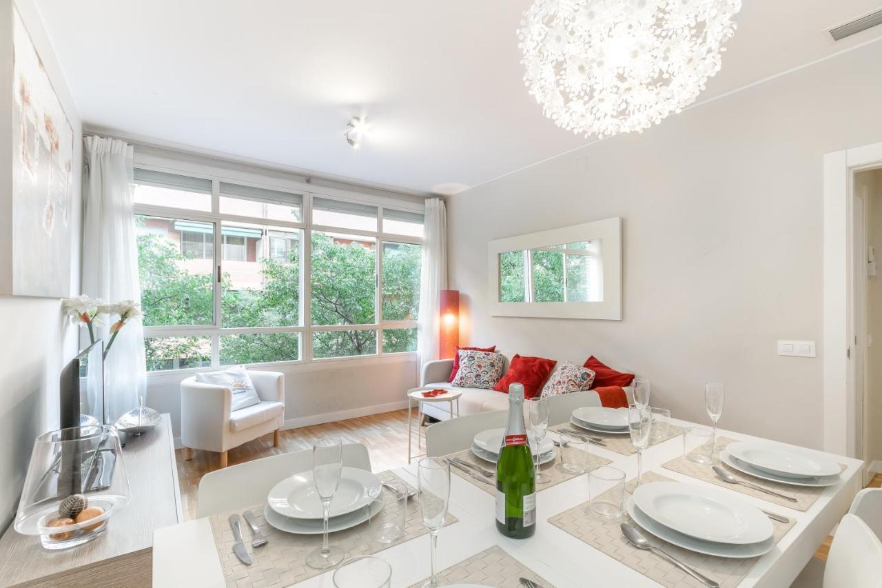 Elegance Barcelona Rentals Extérieur photo