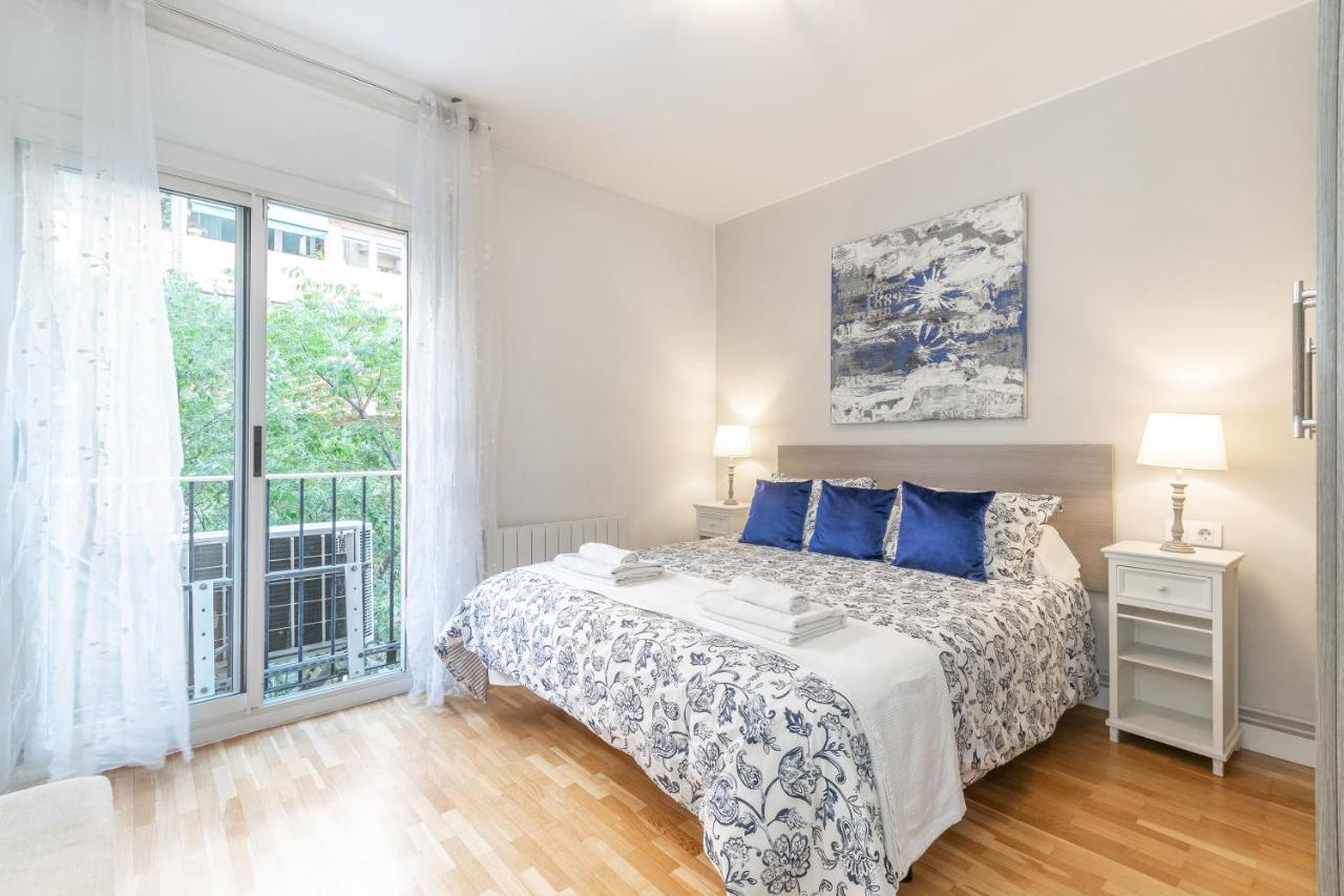 Elegance Barcelona Rentals Extérieur photo