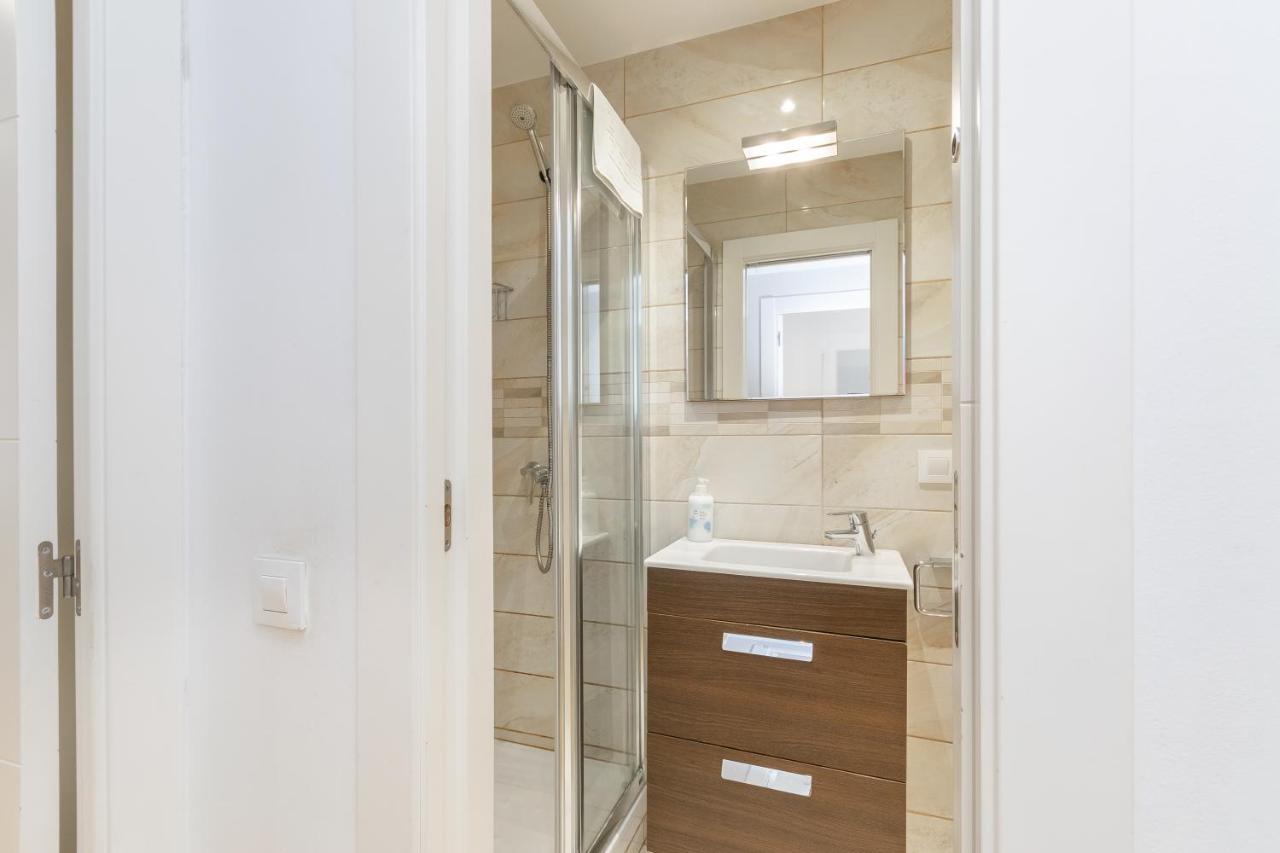 Elegance Barcelona Rentals Extérieur photo